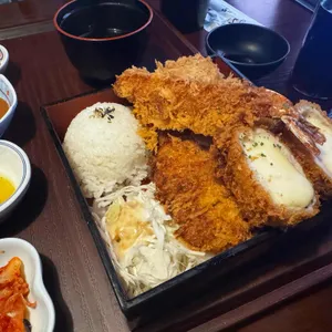 이자카야나무 사진