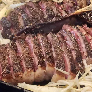 윤익 대표 사진