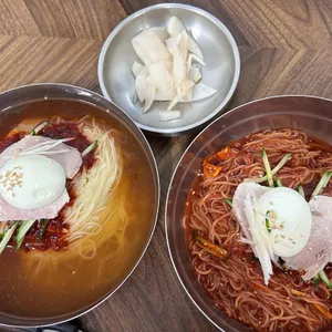 동방밀면 사진