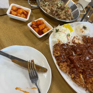 홍익돈까스 사진