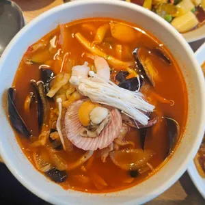 용궁해물쟁반짜장 사진