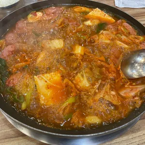 홍이부대찌개 대표 사진