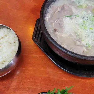 금정돼지국밥 사진 2