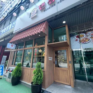 댄싱홍콩 대표 사진