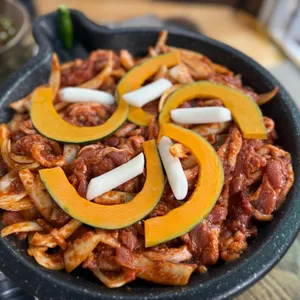 은행나무집 사진