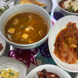 앞산제일백반 대표 사진