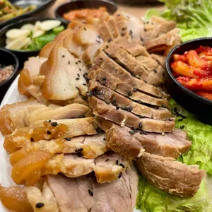 안춘공주얼큰이칼국수 사진