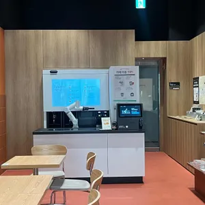 라운지엑스24h 대표 사진