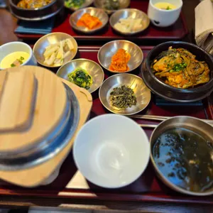 한식공간 소반 사진