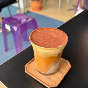 피프티피프티 카페&바 대표 사진