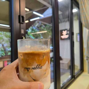 레어레빗 대표 사진