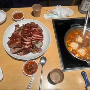 바로족발 대표 사진