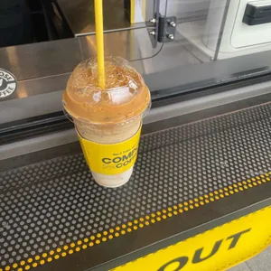 컴포즈커피 사진