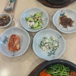 채전밭비빔밥 사진