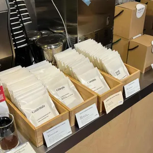 돌핀커피로스터스 리뷰 사진