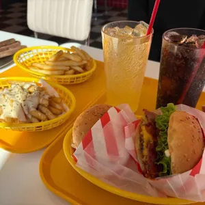 홀리베어버거 사진