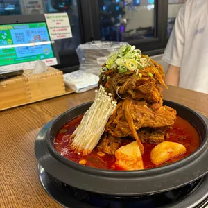 청년감자탕순대국 사진