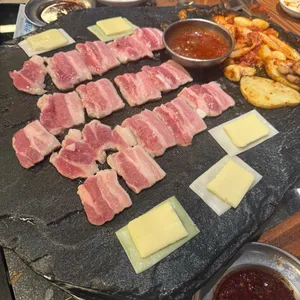 석암생소금구이 사진