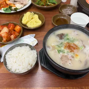 영진돼지국밥 사진