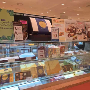 고디바 베이커리 리뷰 사진