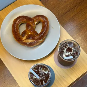 에디션 엠 대표 사진