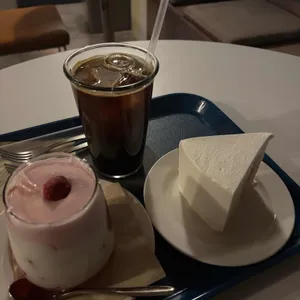 펜슬앤페이퍼 대표 사진