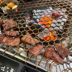 합정고깃집 사진