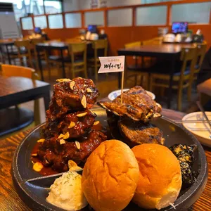 동네맛집 뼈구이집 대표 사진