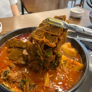 청년감자탕순대국 사진