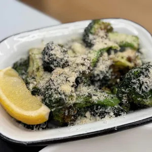 롸카두들 내쉬빌 핫치킨 사진