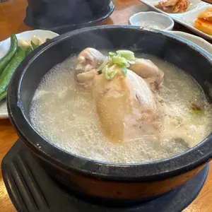 연화정삼계탕 사진