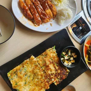 디비비 칼국수 사진