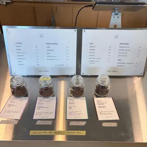 공간시필 리뷰 사진