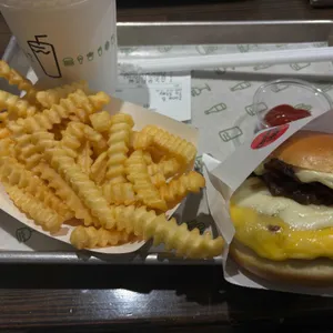 쉐이크쉑 사진 1