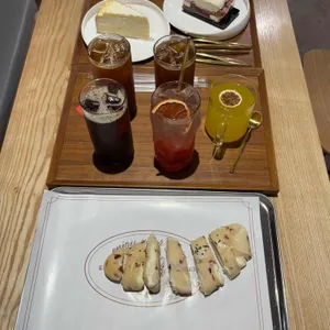 피카커피 대표 사진