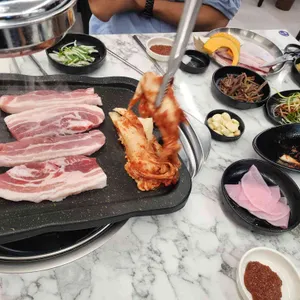 친정엄마생삼겹살 사진