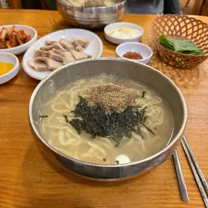 김화칼국수 사진