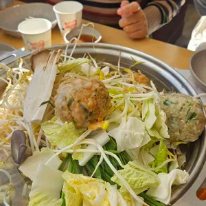 본가 만두전골전문점 사진