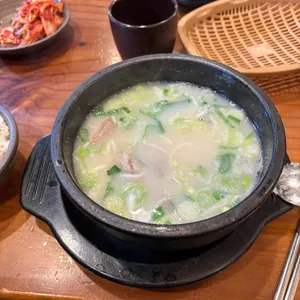 이조성쑥돌밥설렁탕 사진