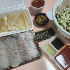 백김치 새싹막회 사진