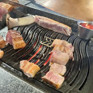 육빙고 대표 사진