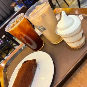 베질루르 선셋에비뉴 대표 사진