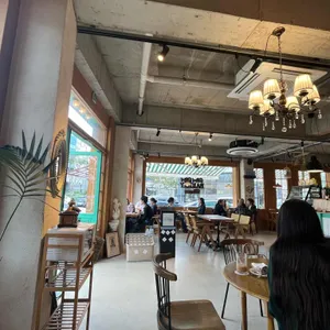 키리키리베이커리 하우스 리뷰 사진