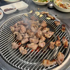 25시참숯구이 사진 1