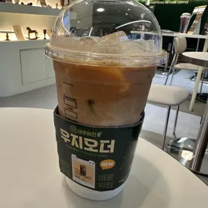 우지커피 사진 1