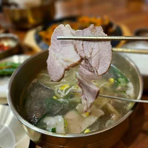 국밥파는남자 사진