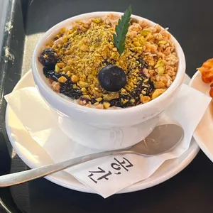 베이커리카페 공간 사진