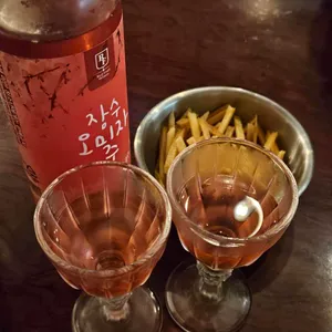 유월 대표 사진