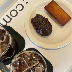 논 콤팩트 대표 사진