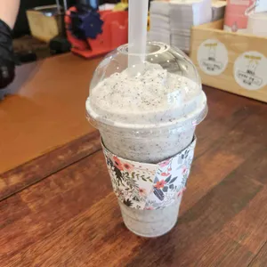 재리스토스트 카페 사진